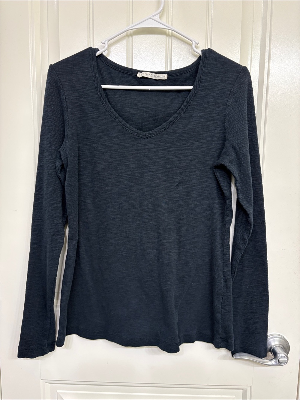 Peruvian Connection Dark Charcoal Long-Sleeve V-Neck Top
